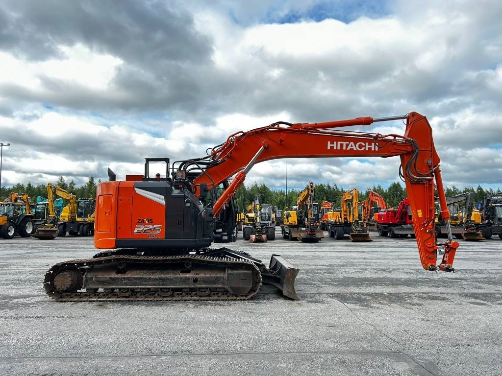 Hitachi ZX 225 US-7 /Myyty, Sold kuva 7