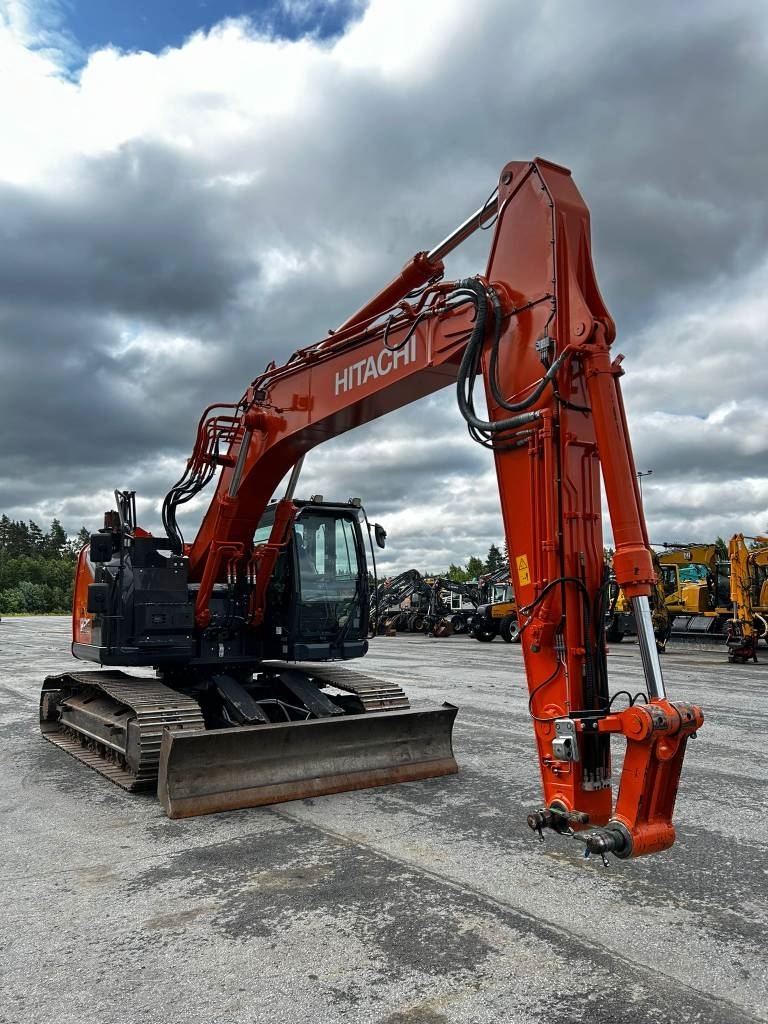 Hitachi ZX 225 US-7 /Myyty, Sold kuva 5