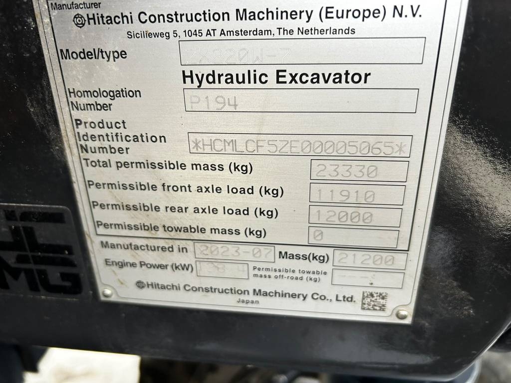 Hitachi ZX 220 W-7 / Rasvari, Stage V, Pienet tunnit kuva 7