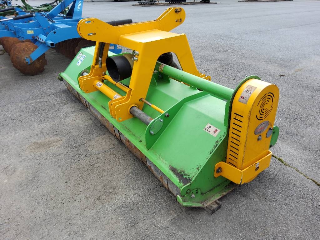 Cabe FT18SR-300 etu-taka murskain