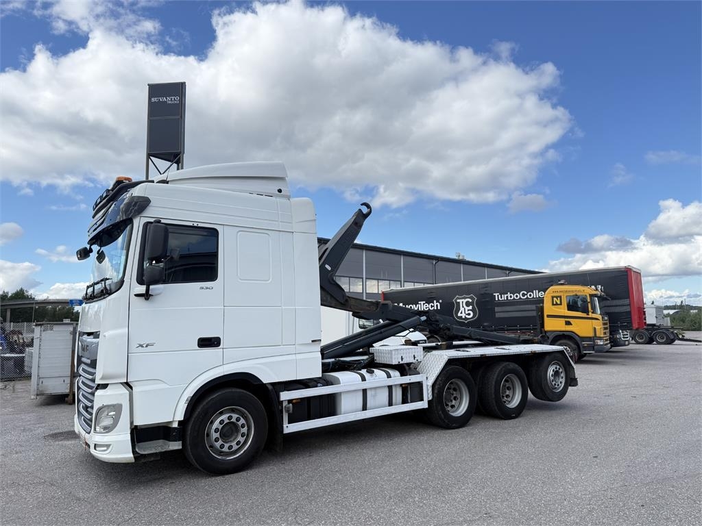 DAF XF 530 FAW 8X4