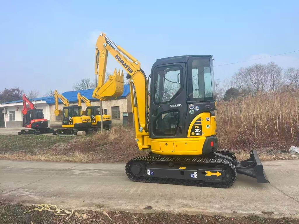 Komatsu PC 35 MR