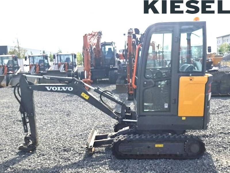 Mini-pelle Volvo EC 18 E — occasion 2023, 655 h