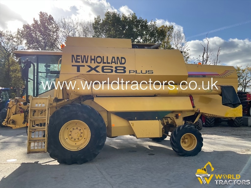 New Holland TX 68 Plus