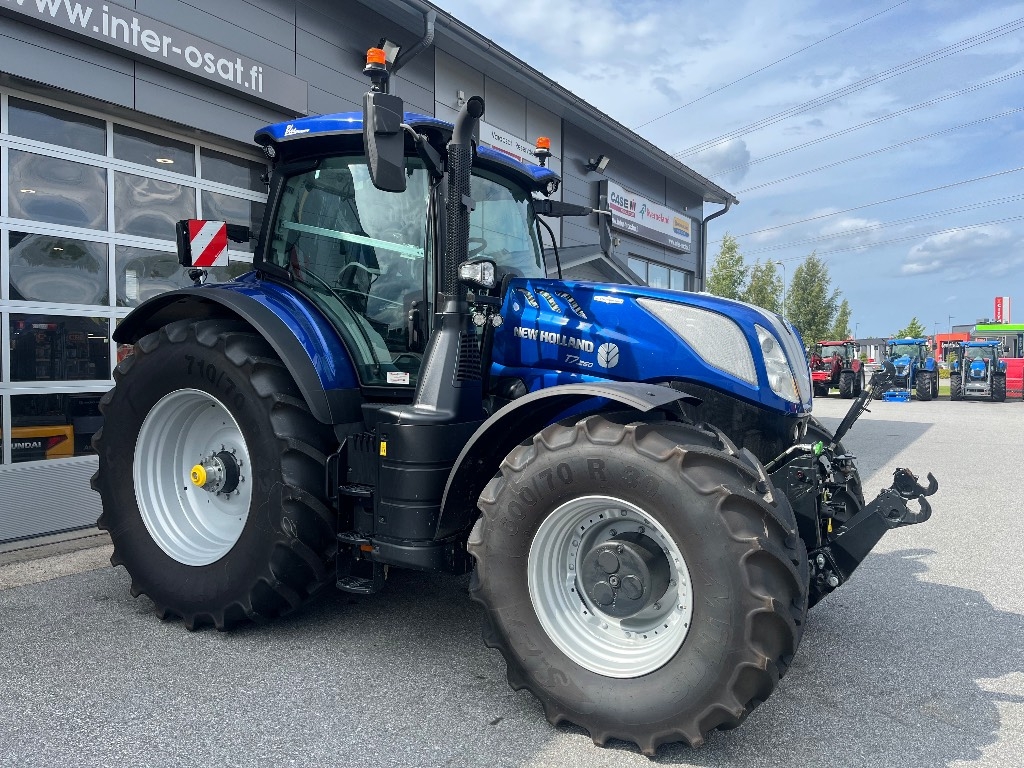 New Holland T7.260 PLM 56km/h BluePower demo