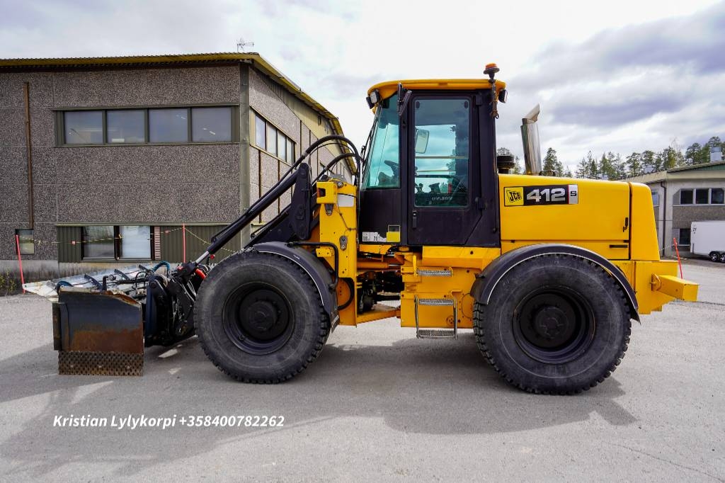 JCB 412S U-AURALLA