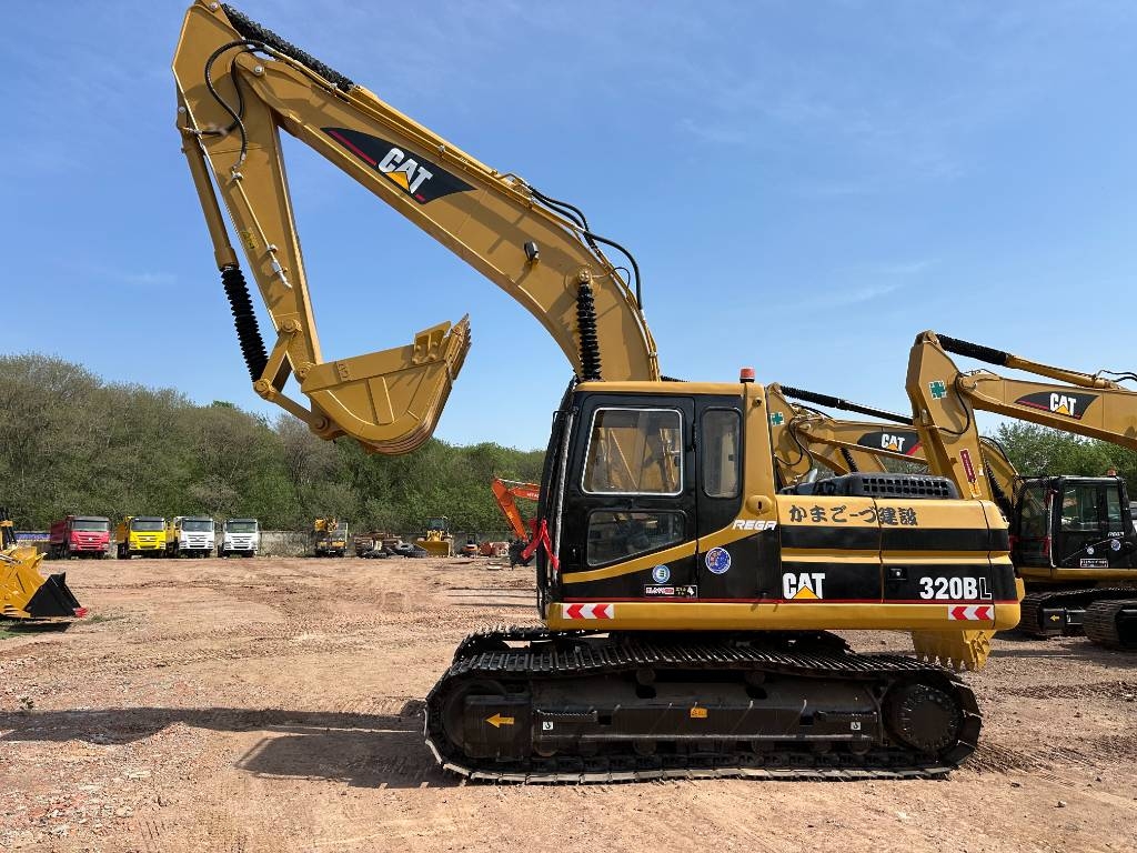 CAT 320 B L
