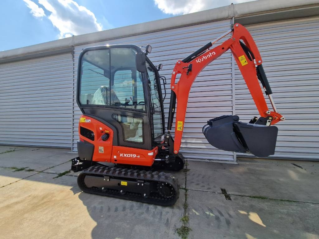 Kubota KX 019-4 jak CAT WACKER JCB RZ143