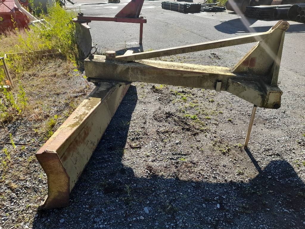 Jykevä 2,6m Perälevy/Takalana