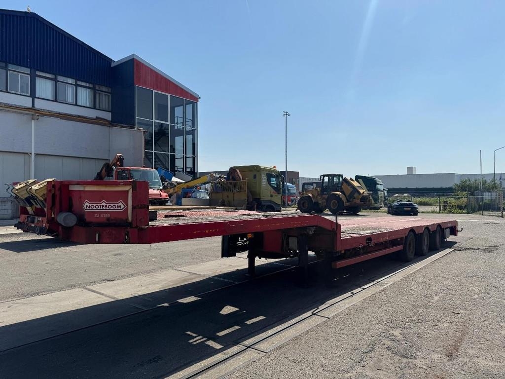 Nooteboom MCO-48-03 / 51 Ton / 26,8m Total / Forced Steering