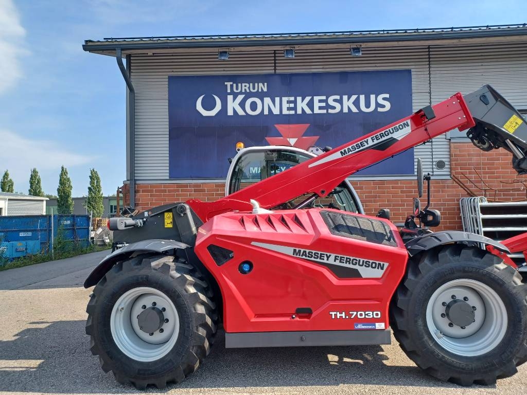 Massey Ferguson TH 7030