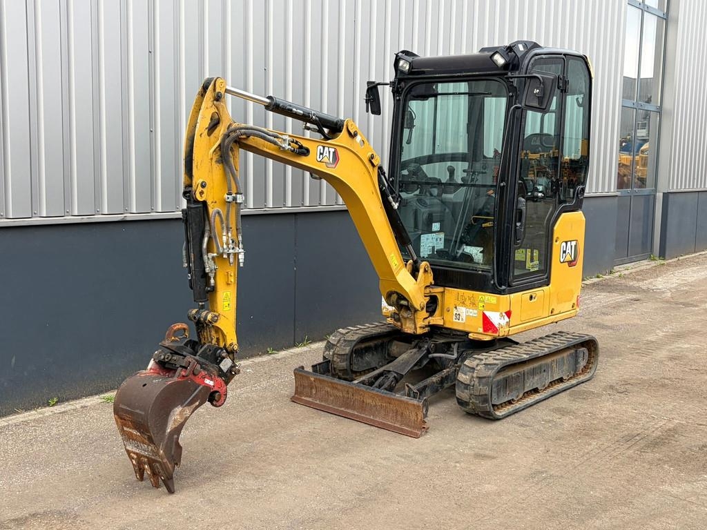CAT 301.8-05