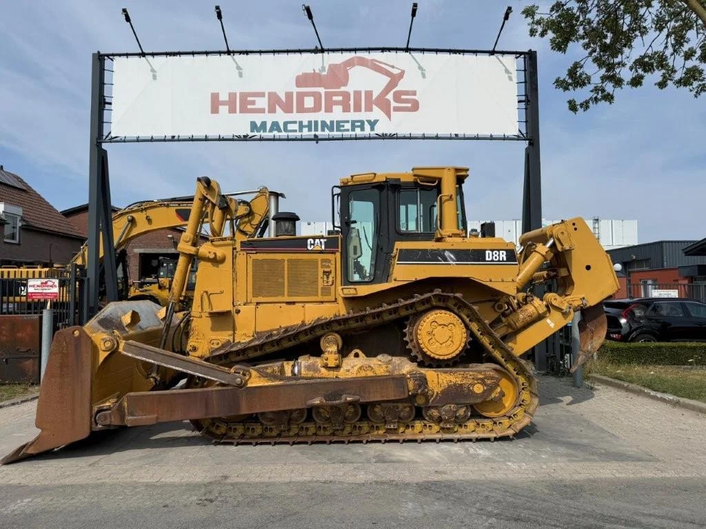 CAT D8R
