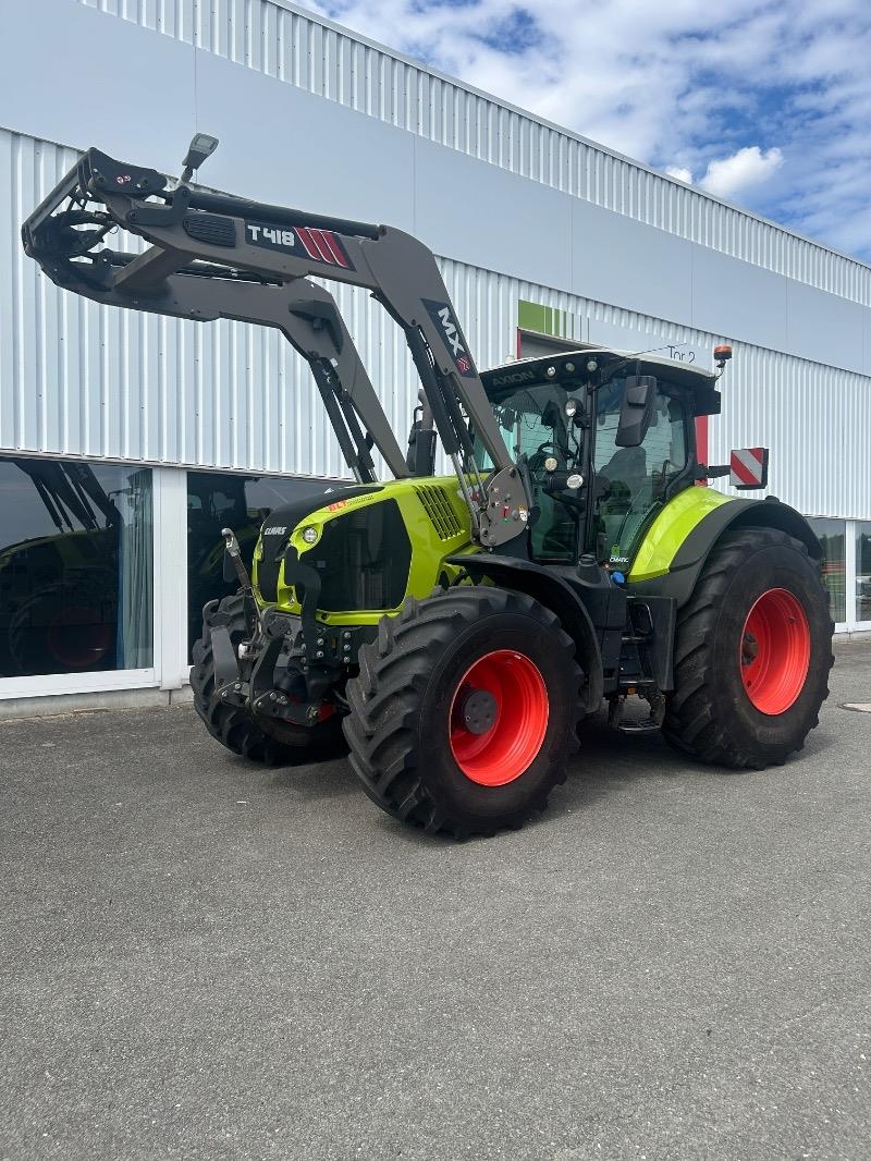 CLAAS Axion 870