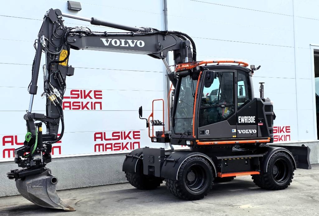 Volvo EWR 130 E