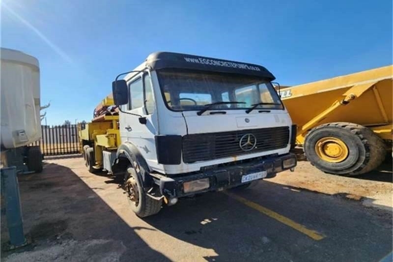 Mercedes-Benz 22 SERIES