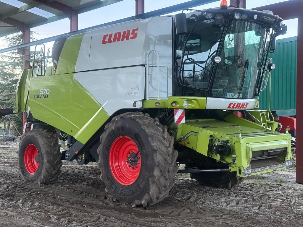 CLAAS Tucano 570