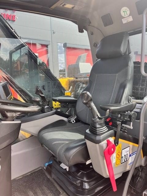 Volvo EWR 150 E / Engcon + pliers, Leica 3 D, NICE MACHINE kuva 16