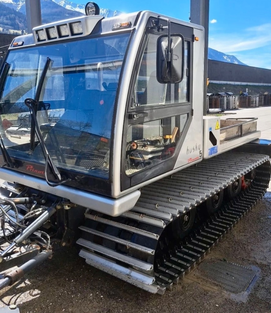 Prinoth Husky