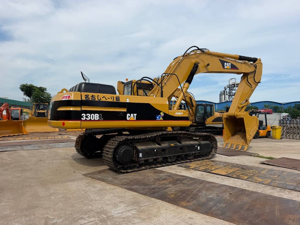 Pelle sur chenilles Caterpillar 330BL — occasion 2019
