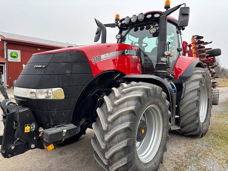 Case IH Magnum 310