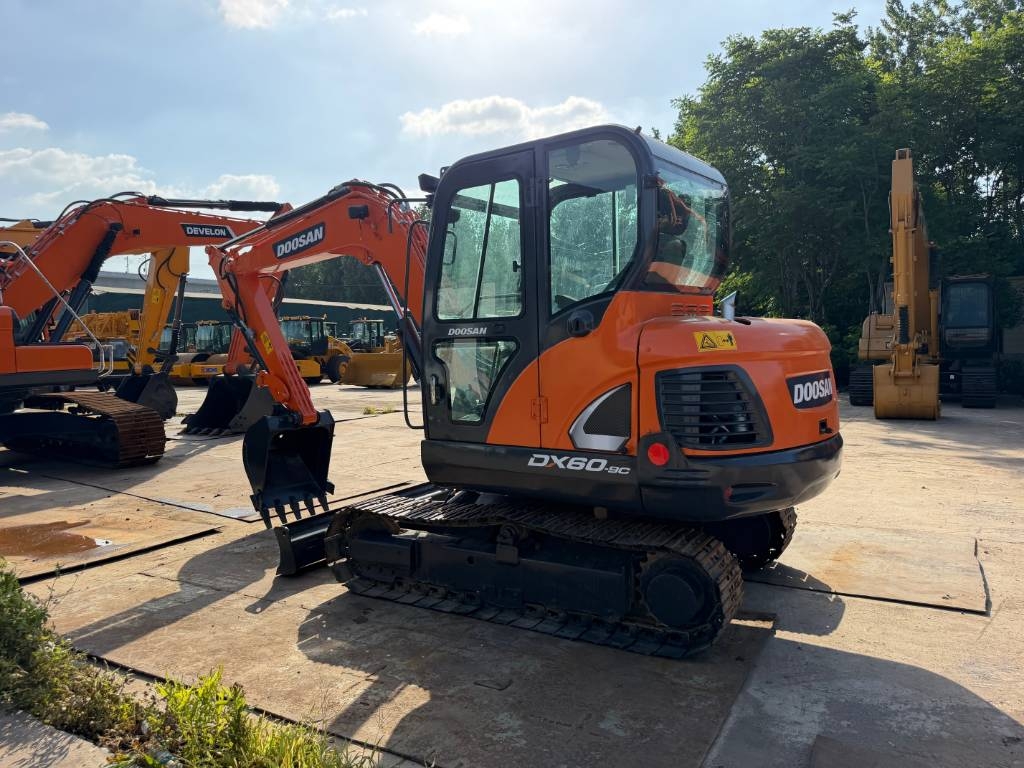 Doosan DX60