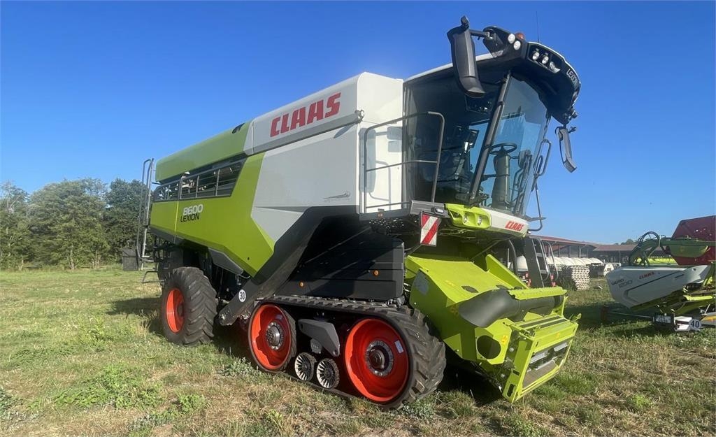 Moissonneuse-batteuse CLAAS Lexion 8700 TT — occasion 2023, 700 h