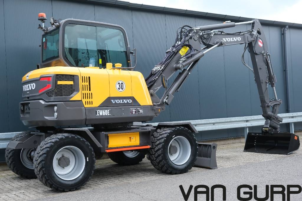 Volvo EW 60 E | 30km/h Verstellausleger Powertilt Klima