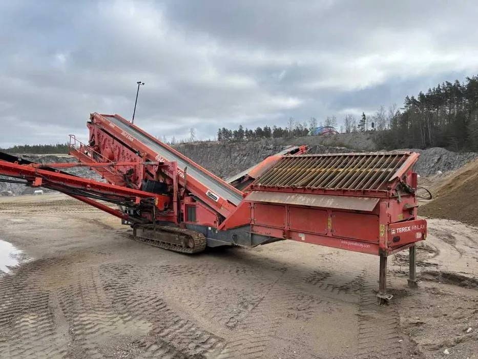 Przesiewacz TEREX FINLAY 694+ Supertrak