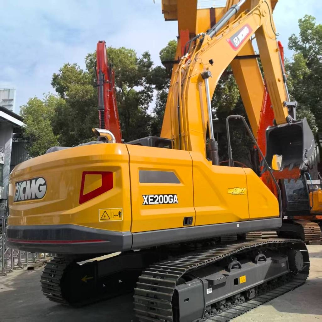 XCMG XE 200