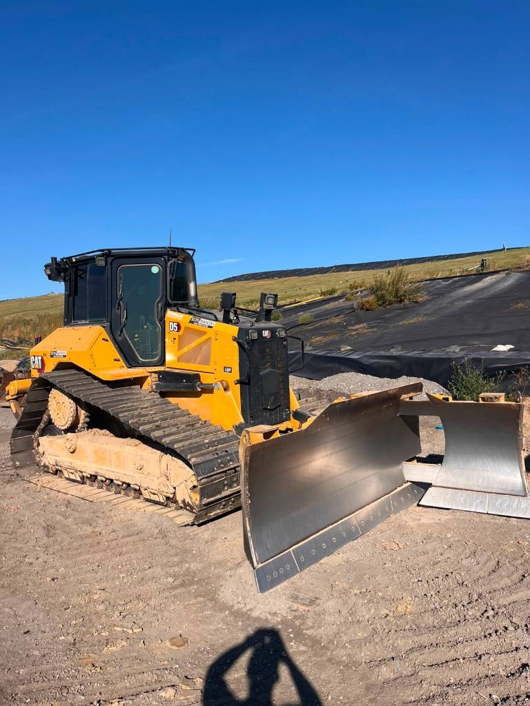 CAT D5 -17 LGP