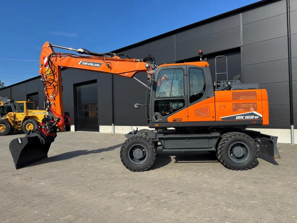 Doosan DX160-7 280 uur !! NIEUW STAAT