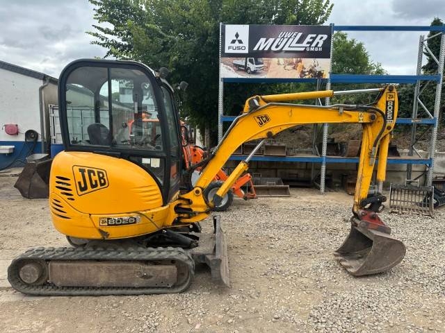 Mini-pelle JCB 8025 ZTS 14.000 EUR netto — occasion 2006, 2 252 h