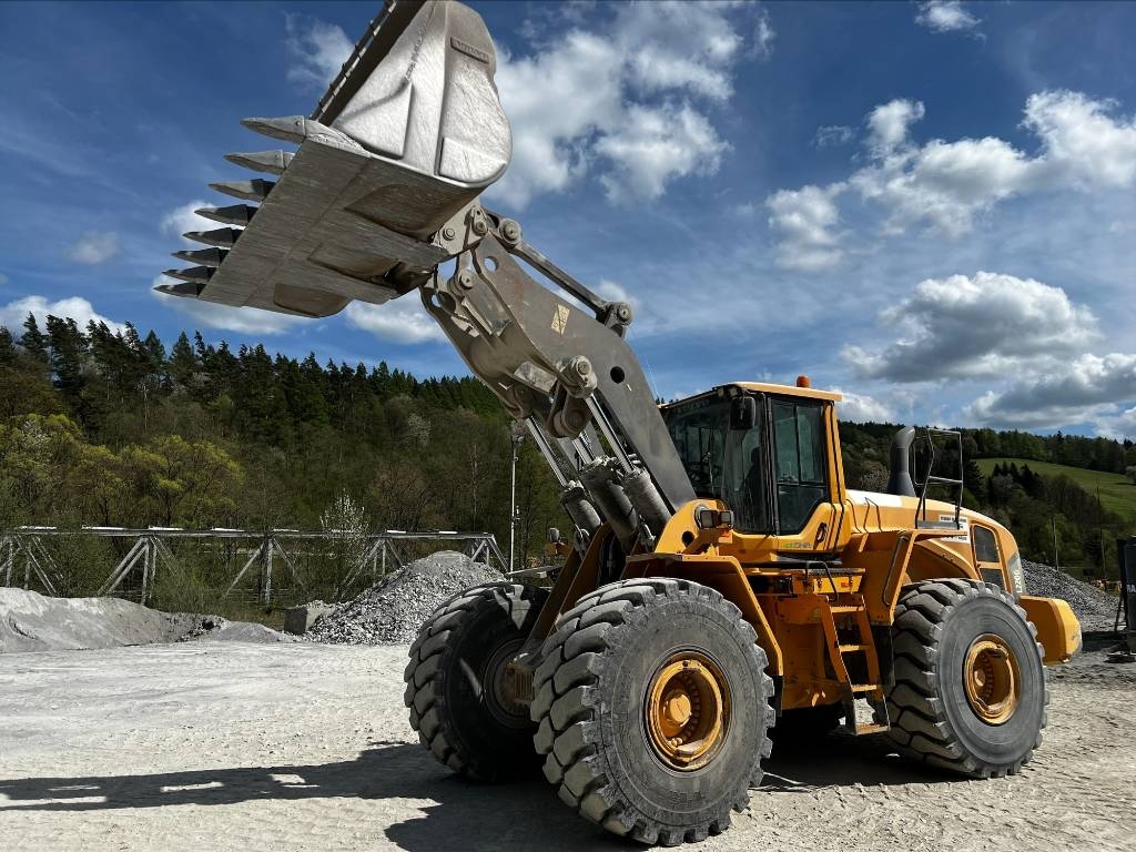 Volvo L220