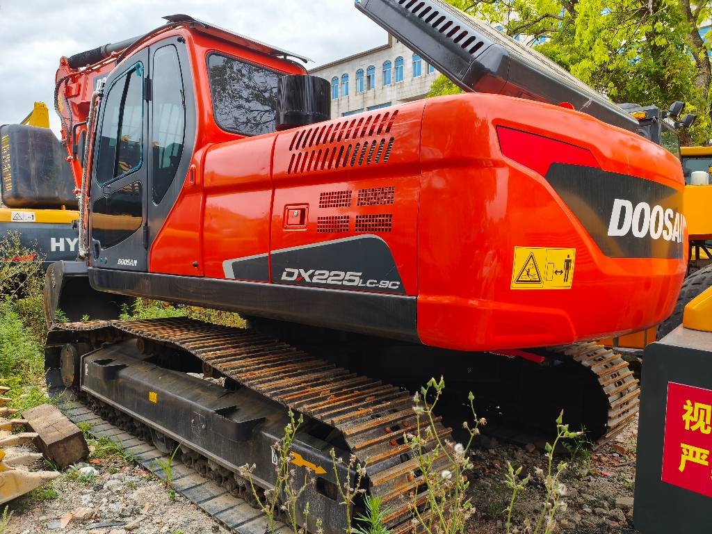Doosan DX225LC-9C