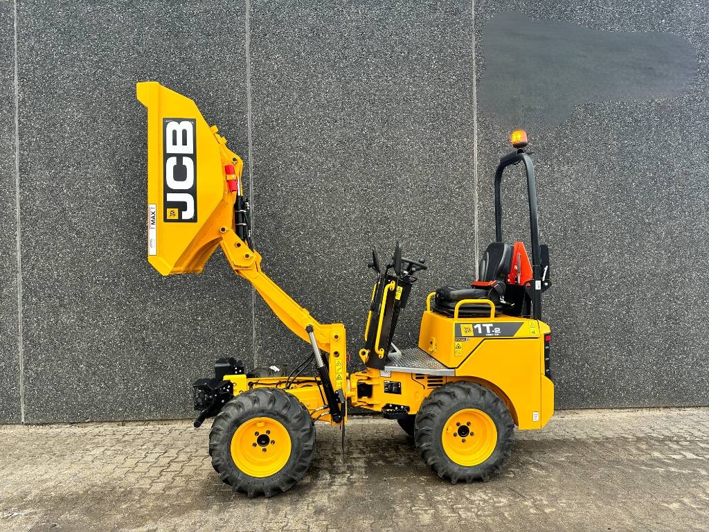 JCB 1T-2 Dumper