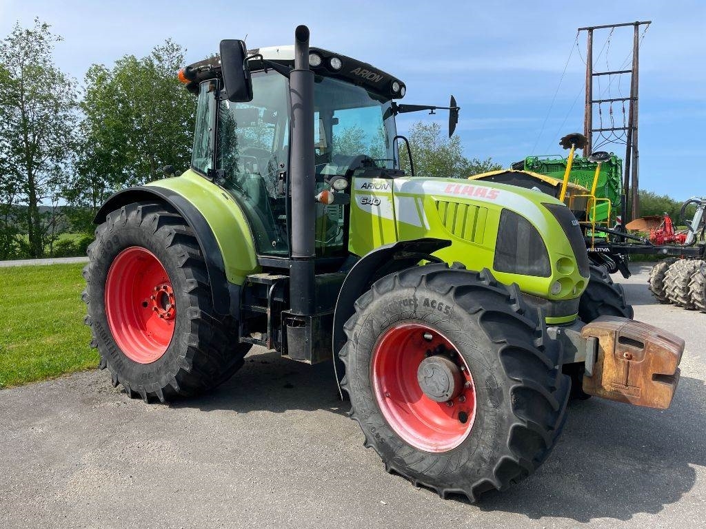 CLAAS Arion 640 Cmatic