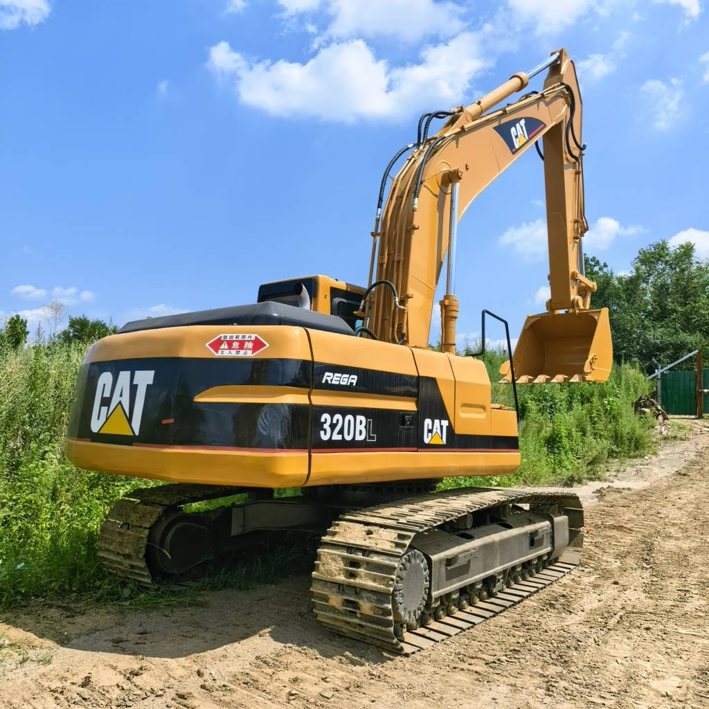 Mini-pelle Caterpillar 320BL 320B L 320 BL — occasion 2023, 400 h