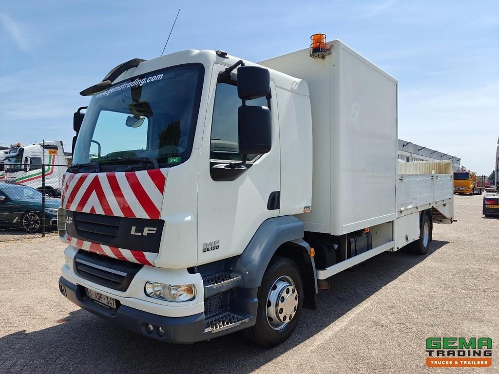 Camion plateau DAF LF 55.180 4x2 DayCab Euro4 - 14T - Hydraulic Loadi — occasion 2008