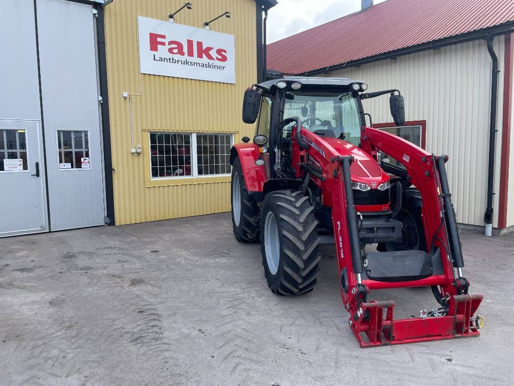 Massey Ferguson 5713