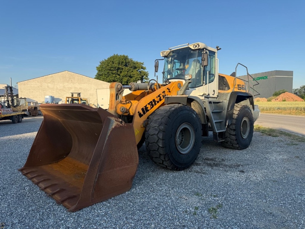 Chargeuse sur pneus Liebherr L566 X-Power Joystick Lenkung. ZSM. Waage — occasion 2016, 12 890 h