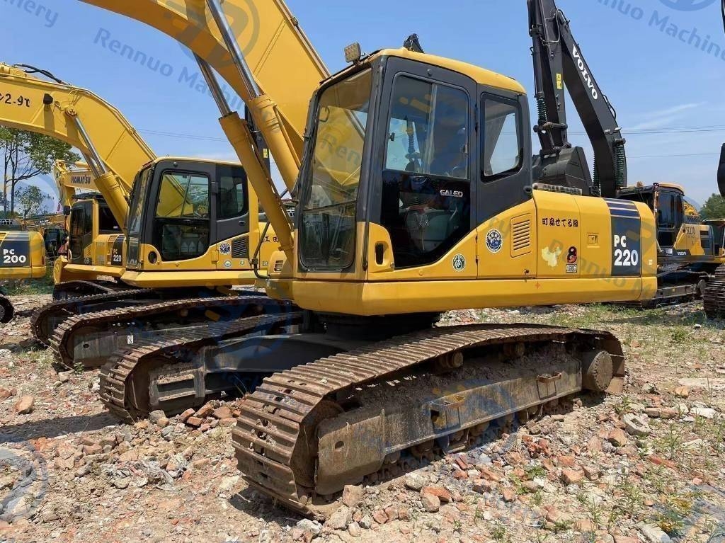 Pelle sur chenilles Komatsu PC220-7 — occasion 2021, 2 200 h