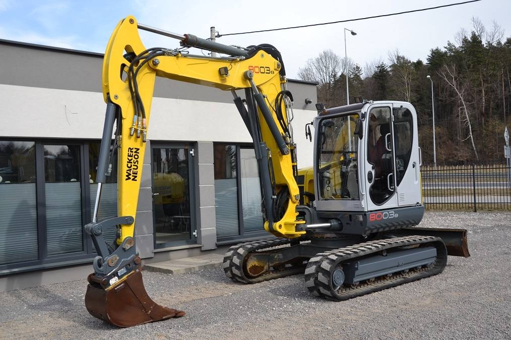 Wacker Neuson 8003
