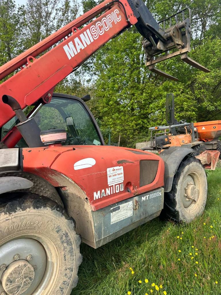 Manitou Ładowarka Teleskopowa Manitou MT 1030 S