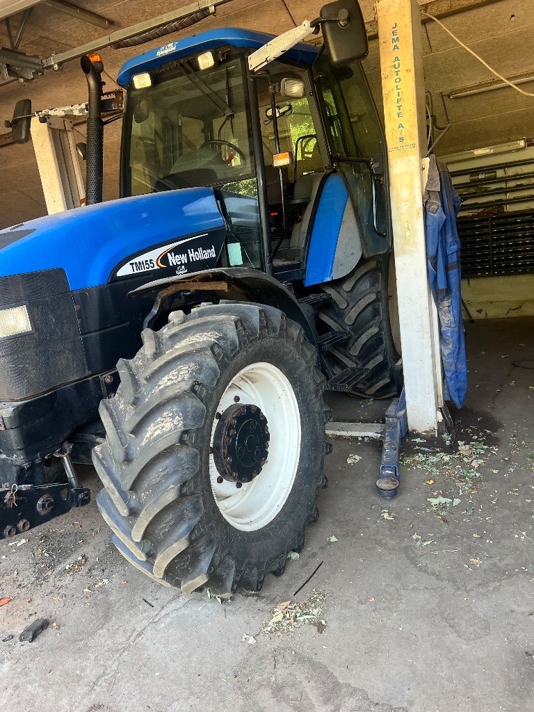 New Holland TM 155