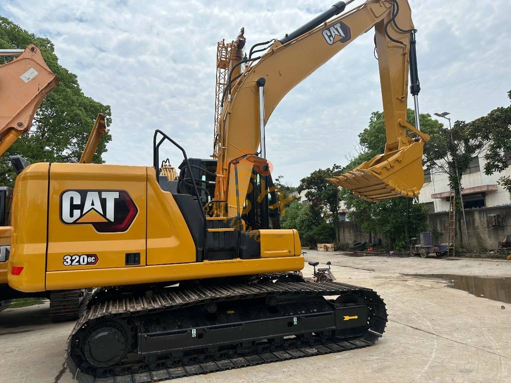 CAT 320 GC