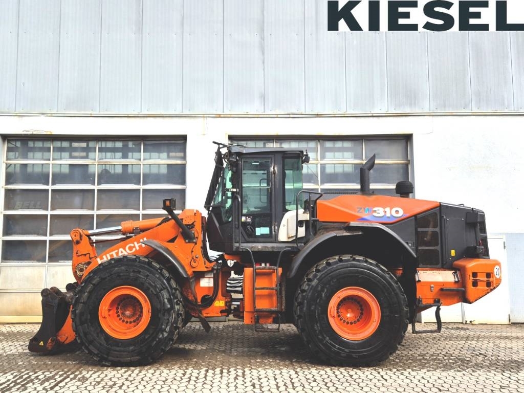 Chargeuse sur pneus Hitachi ZW 310-6 — occasion 2020, 8 055 h