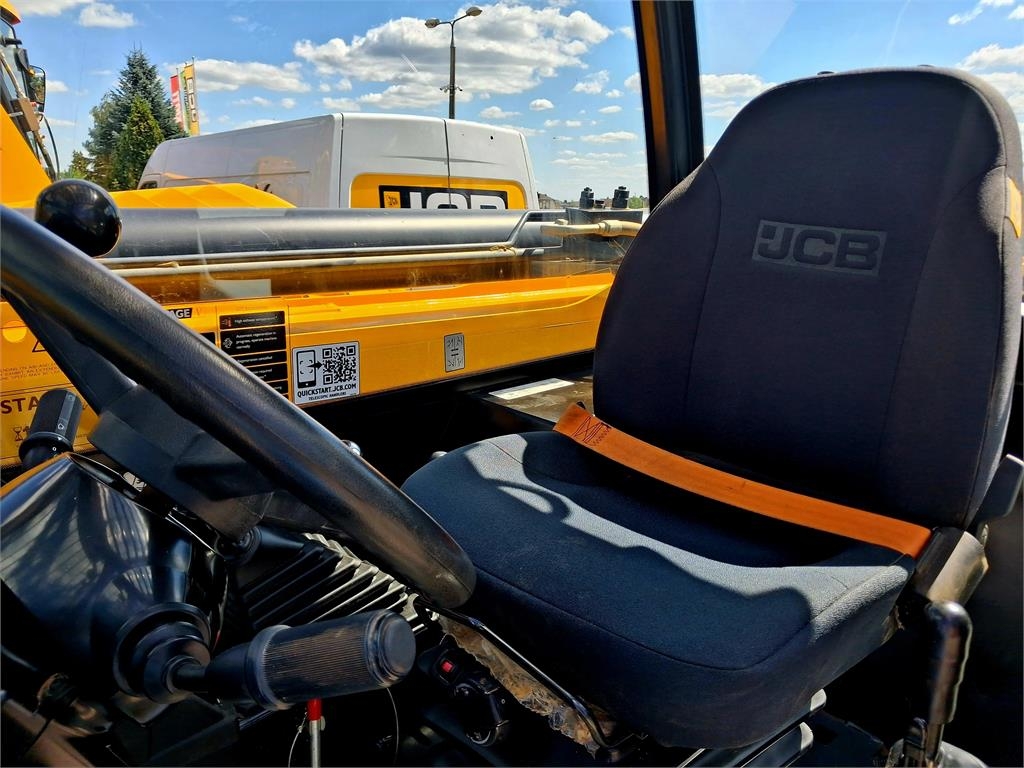 Chariot télescopique JCB 535-125 — occasion 2023, 2 751 h