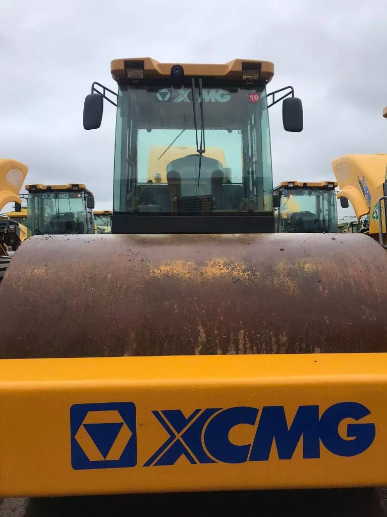 Rouleau monocylindre XCMG 223j — occasion 2026, 1 600 h