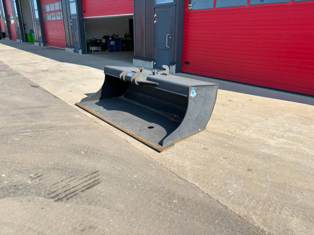 Vikingsteel Tasauskauha 2500mm / 1200L NTP10 kuva 2